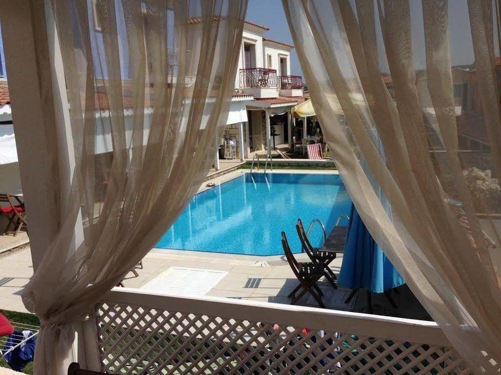 Alacati Alaris Hotel Extérieur photo