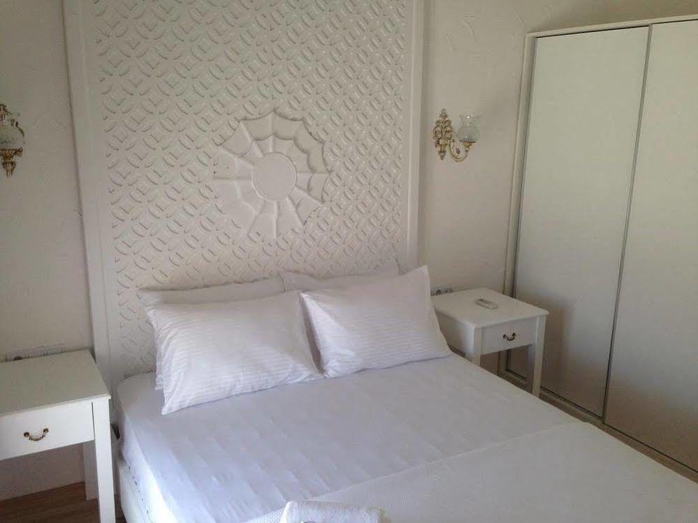 Alacati Alaris Hotel Extérieur photo